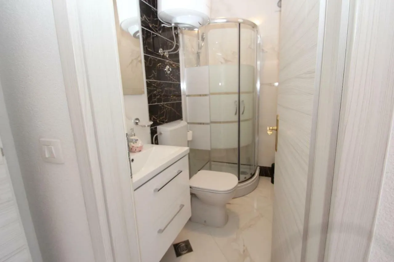 Bed & Breakfast Rooms Emmina Poreč