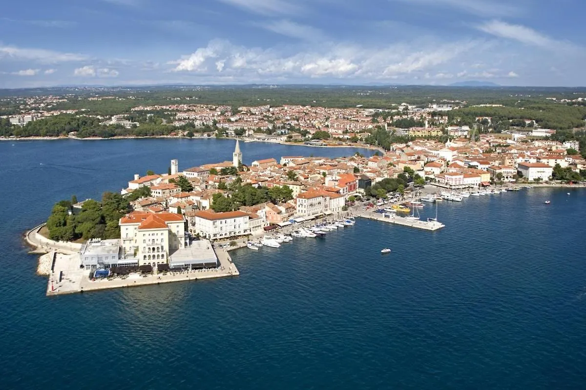 Rooms Emmina Poreč Bed & Breakfast